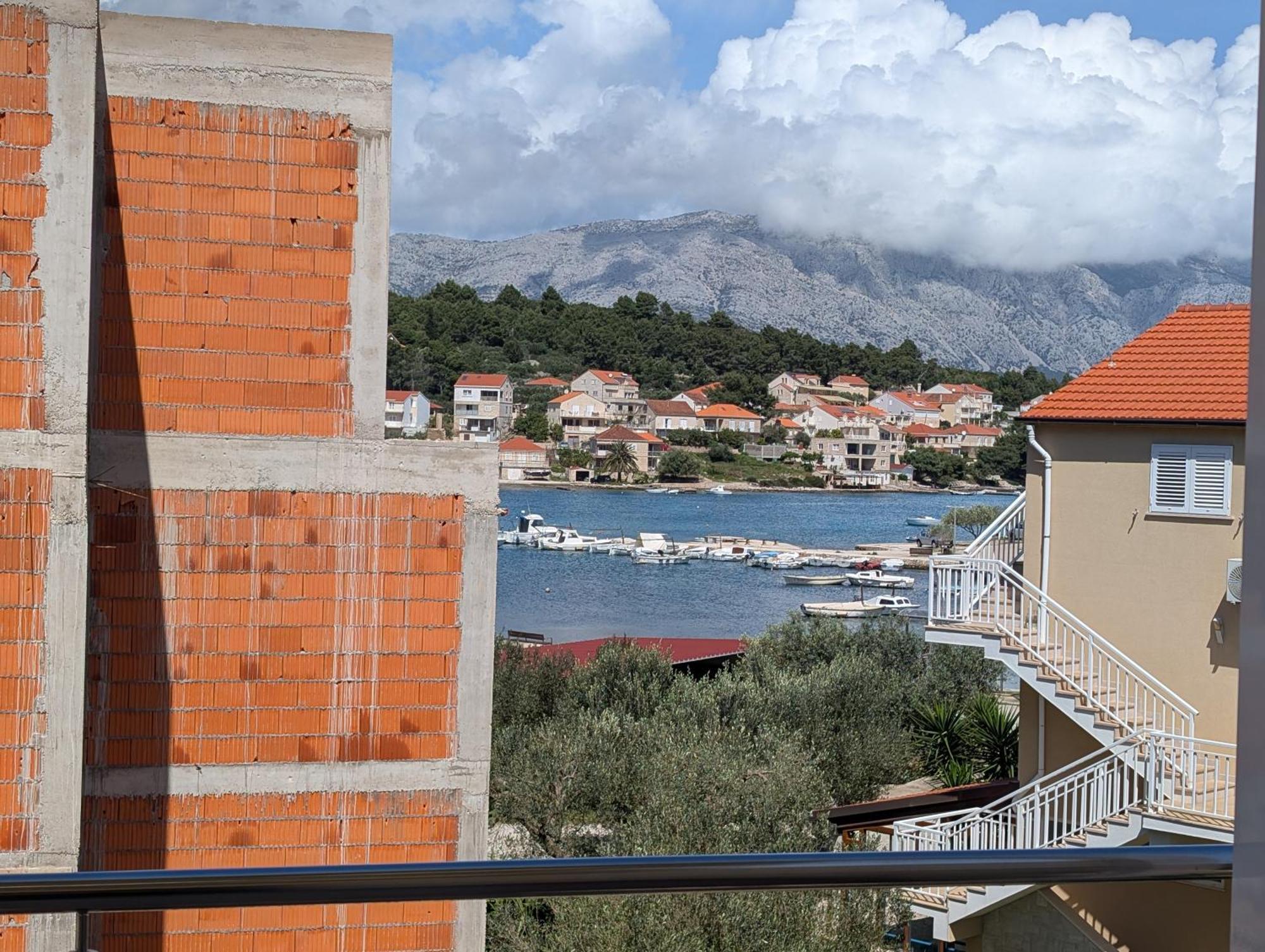 Villa Kora - Luxury Holiday Apartments Lumbarda Habitación foto